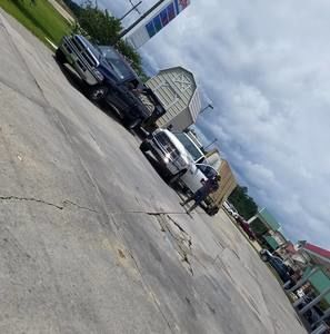 Meet your Posher, Raymond